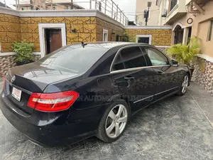 Mercedes-Benz E350 2010 Blue