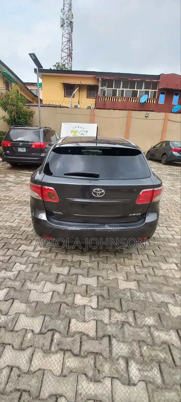 Toyota Avensis 2.0 Advanced Automatic 2012 Black