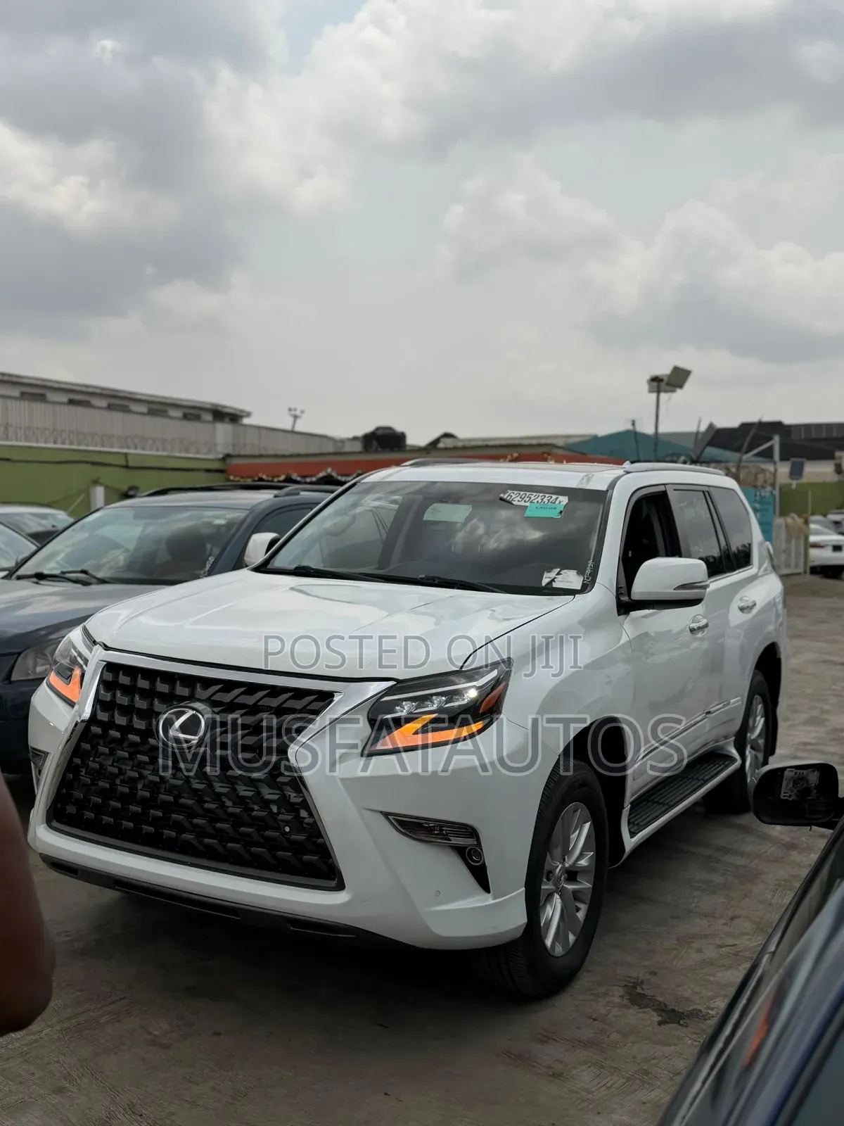 Lexus GX 460 Base 2017 White