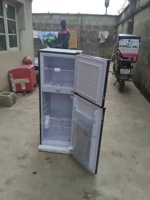 Space-Saving Glamster GFR-175dt-W 142l Double Door Fridge