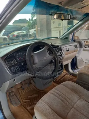 Toyota Sienna LE & 1 hatch 2000 Blue