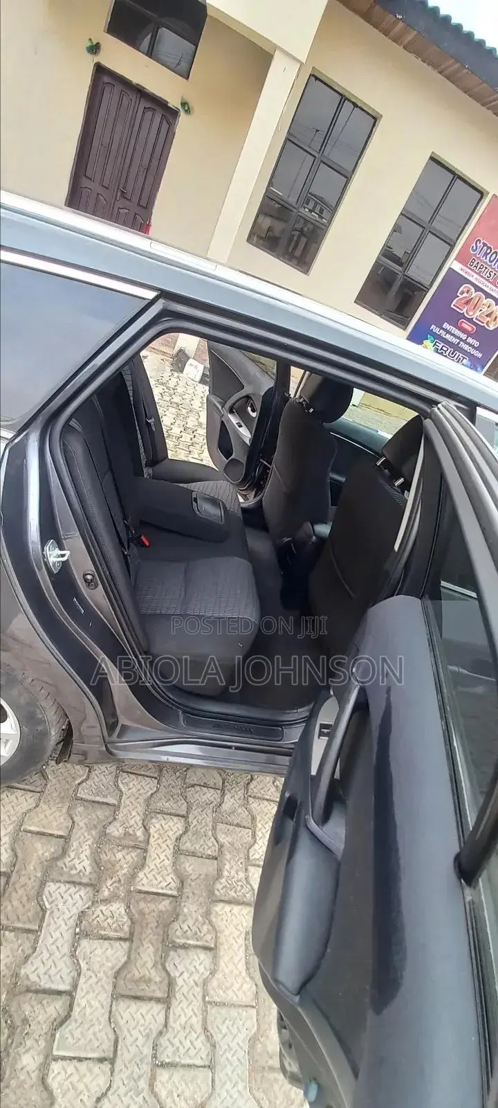 Toyota Avensis 2.0 Advanced Automatic 2012 Black