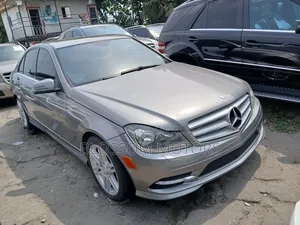 Mercedes-Benz C300 2010 Gray
