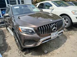 Mercedes-Benz GLC-Class 2017 Brown
