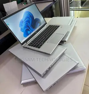 Laptop Dell XPS 17 9720 32GB Intel Core i9 SSD 512GB