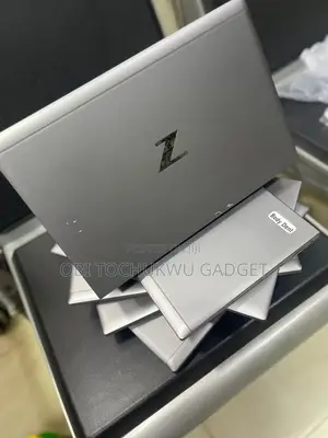 Laptop HP ZBook Firefly 14 G7 16GB Intel Core i5 SSD 256GB