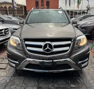 Mercedes-Benz GLK-Class 350 4MATIC 2013 Brown
