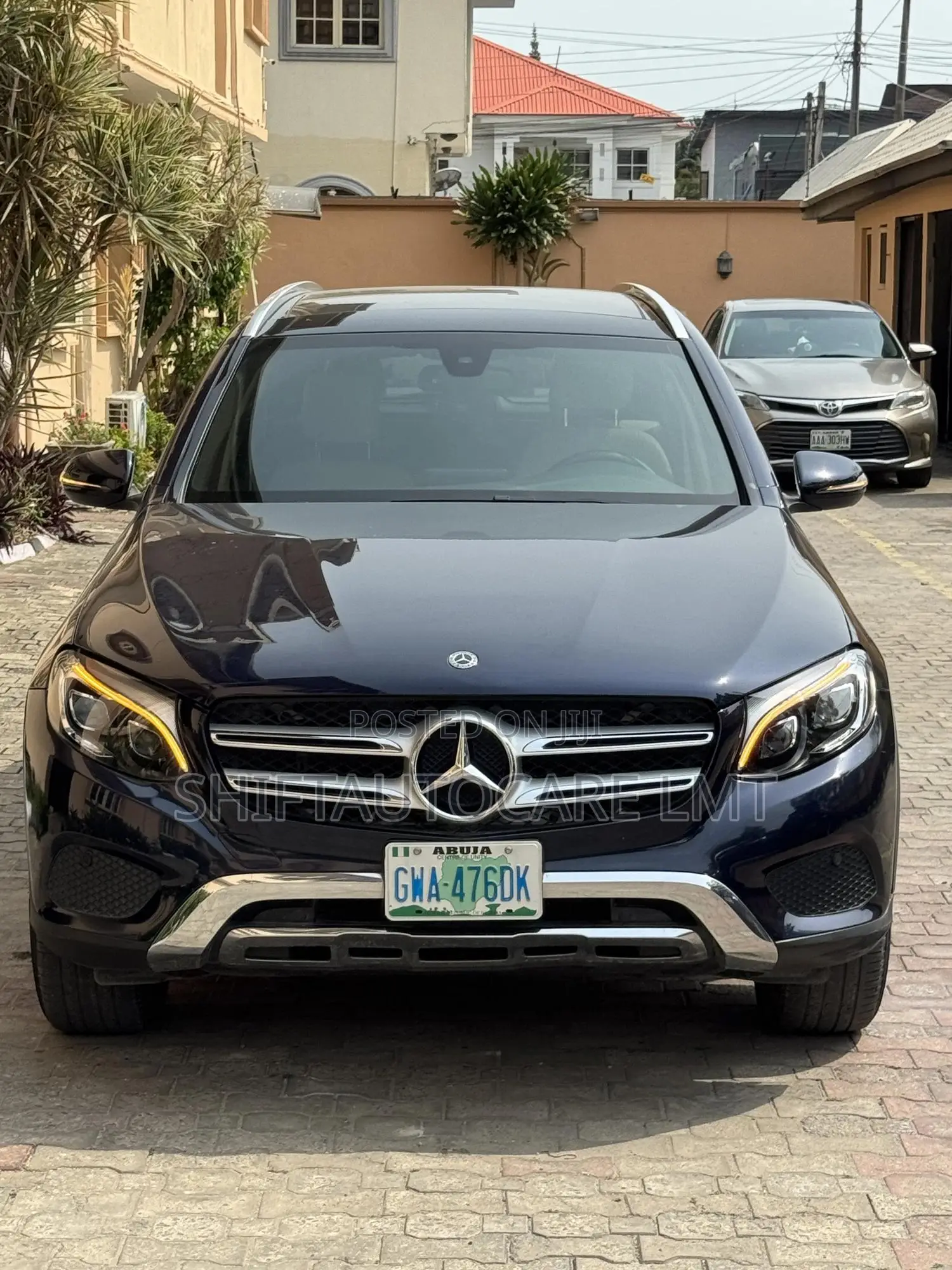Mercedes-Benz GLC-Class 2018 Blue