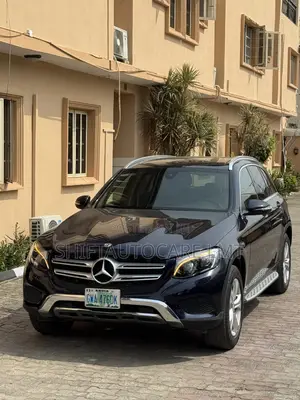 Mercedes-Benz GLC-Class 2018 Blue