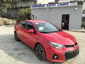 Toyota Corolla S Plus 4dr Sedan (1.8L 4cyl 6M) 2014 Red
