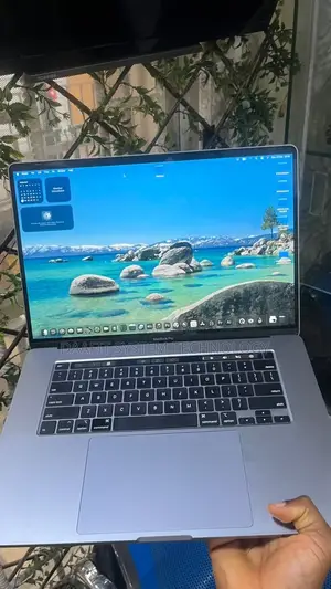 Laptop Apple MacBook Pro 2019 32GB Intel Core i9 SSD 512GB