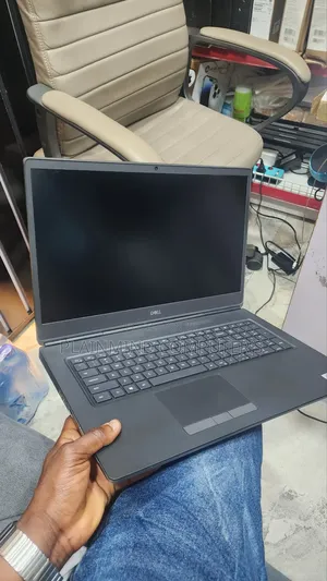 Laptop Dell Precision 7750 64GB Intel Core i7 SSD 1T