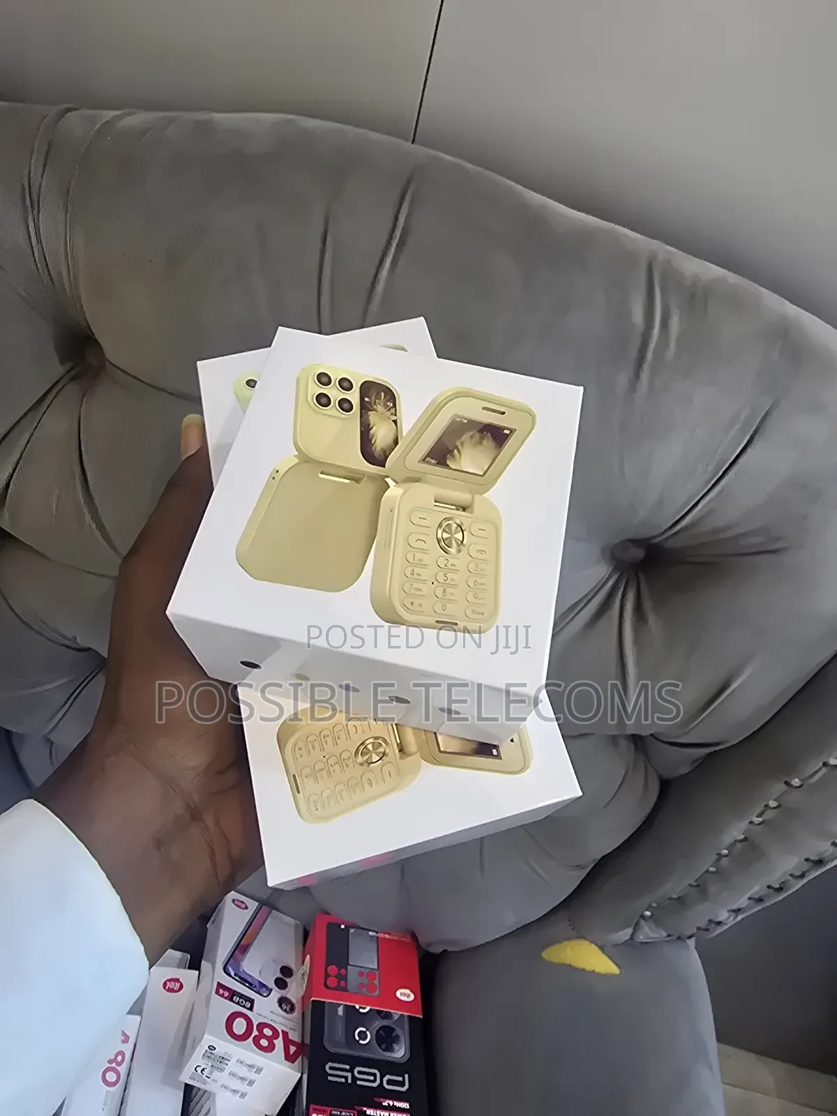 New Mobile Phone 32 GB Gold