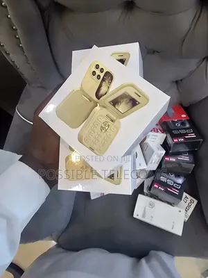 New Mobile Phone 32 GB Gold