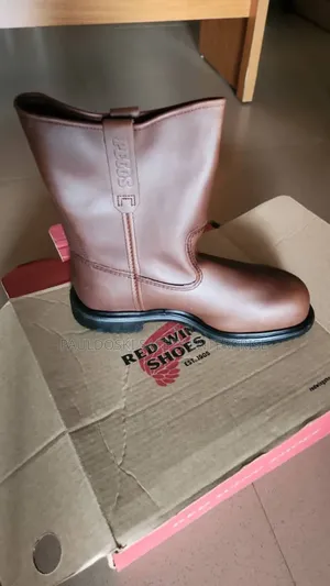 Red Wings Boot