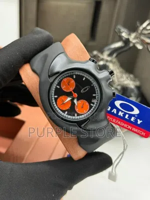 Oakley Chronograph Watch. Rubber Strap Watch