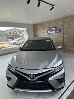 Toyota Camry LE 2022 Silver