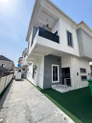 Furnished 5bdrm Duplex in Chevron for rent