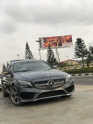 Mercedes-Benz C300 2015 Gray