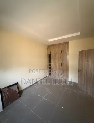 4bdrm Duplex in Apo Resettlement for rent