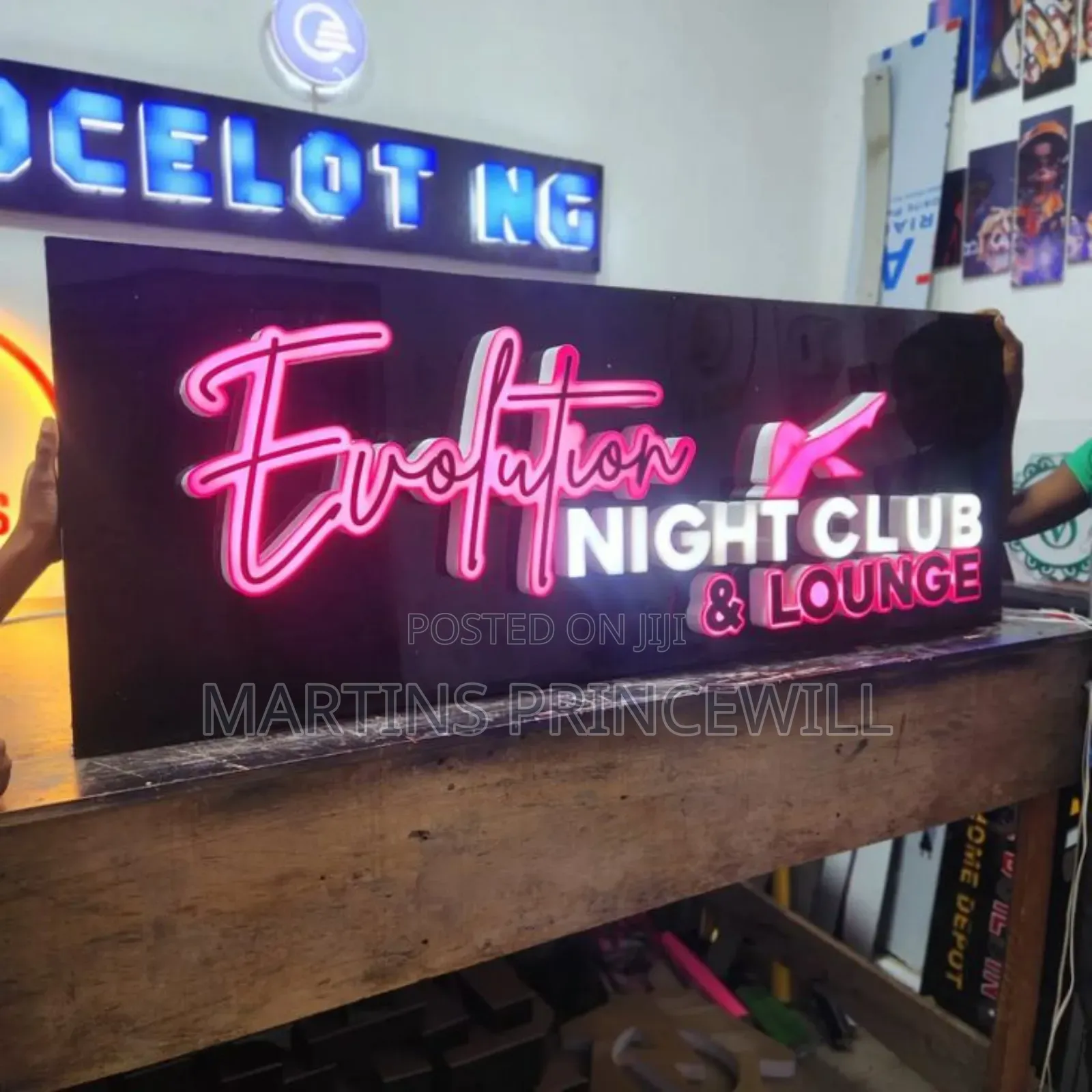 Luxurious Signage