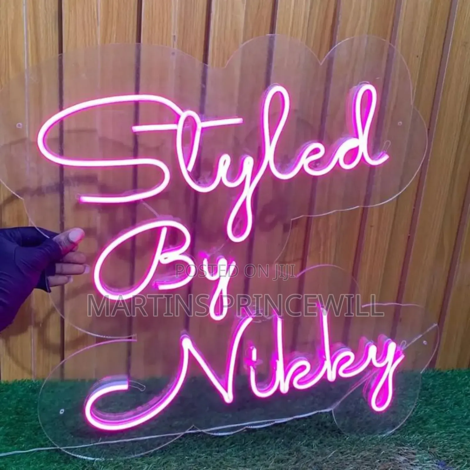Luxurious Signage