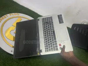 Laptop Acer Aspire 5 8GB AMD Ryzen 3 HDD+SSD 700GB