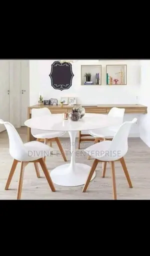 Luxurious Dinning Table Sets