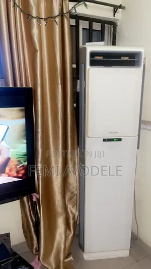 Neatly Used Lg Whisen 2.5 Hp Ac Hand to Hand Sale