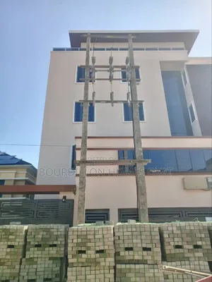 3bdrm Apartment in Ikate Lekki Lagos for rent