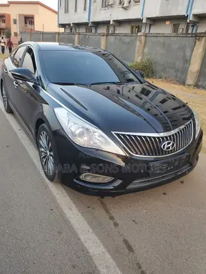 Hyundai Grandeur 2.2 CRDi 2012 Matt Black