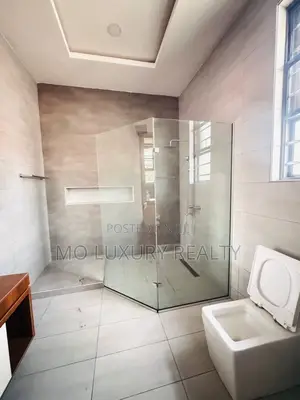 4bdrm Duplex in Lekki Phase 1 for rent