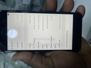 Apple iPhone 7 32 GB Black