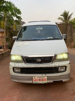 Suzuki Every 2002 White