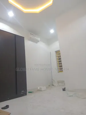 4bdrm Duplex in Lakowe for rent