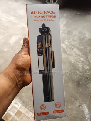 Cl12-P Auto Face Tracking Selfie Tripod Stand