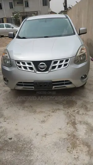 Nissan Rogue S 2012 Silver