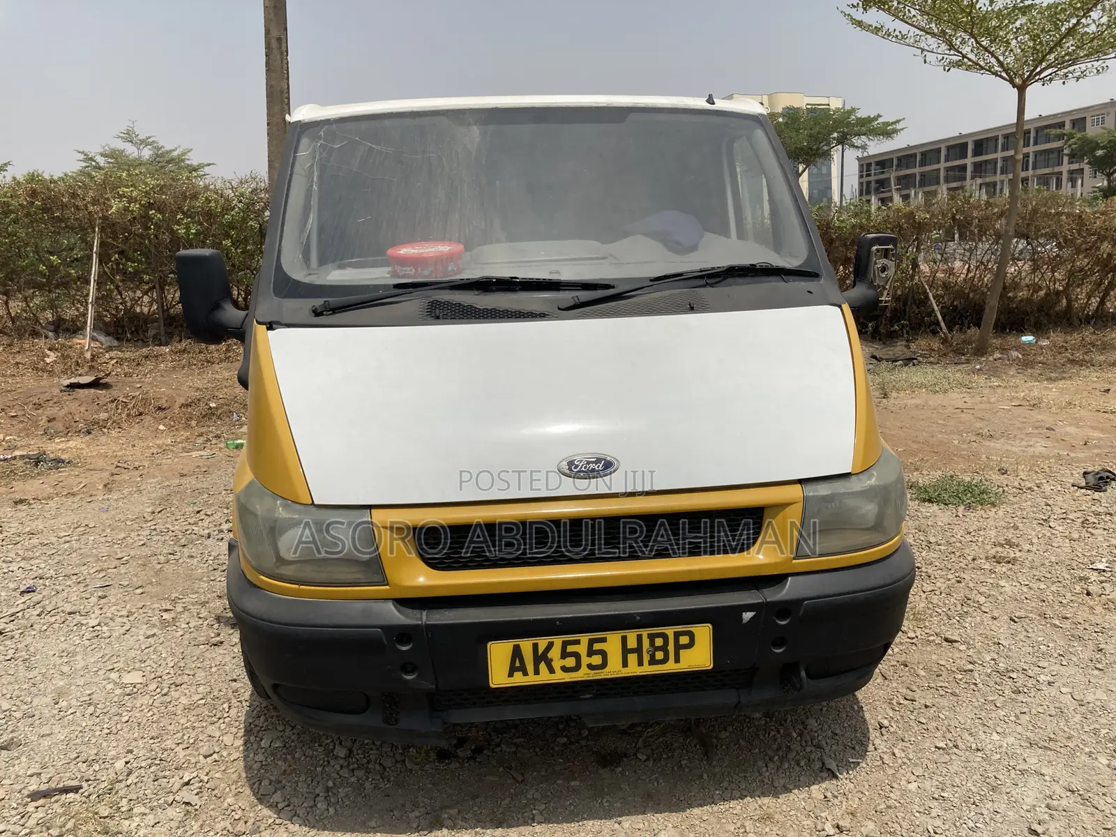 Ford Transit 2004 Yellow