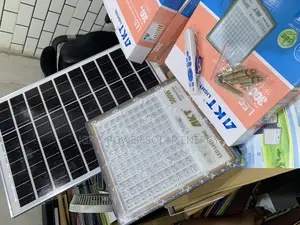 300w Akt Solar Charge Controller