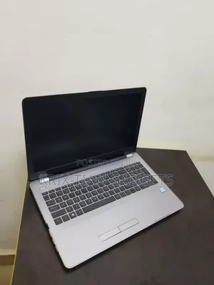 Laptop HP 250 G6 8GB Intel Core i5 SSD 256GB
