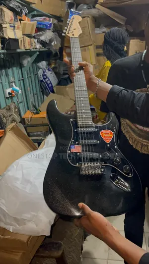Fender Stratocaster Electric Guitar – Sparkle Black Metallic