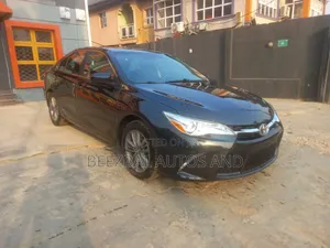 Toyota Camry SE 4dr Sedan (2.5L 4cyl 6A) 2016 Black