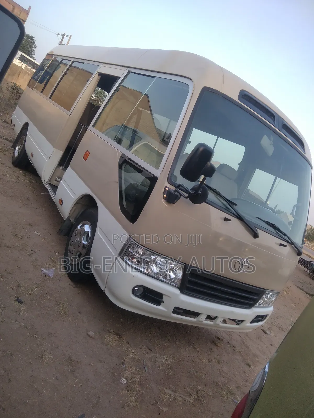 Toyota Coaster 2015 Gold