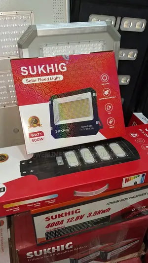 500w Solar Flood Light for Homes/ Restaurants/ Offices/ Hotels/Church