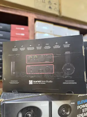 Focusrite Scarlett Solo Studio 4th Gen Recording Bundle