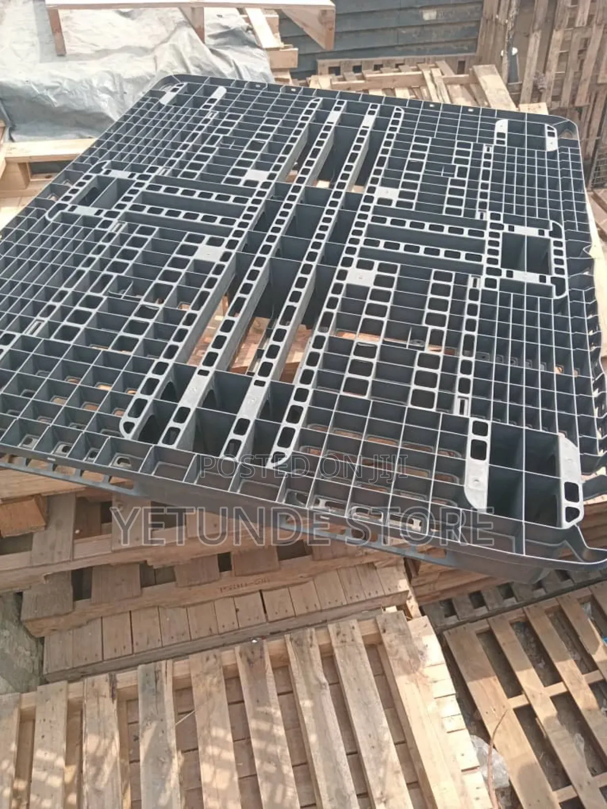 Plastic Pallets for Construction Usage