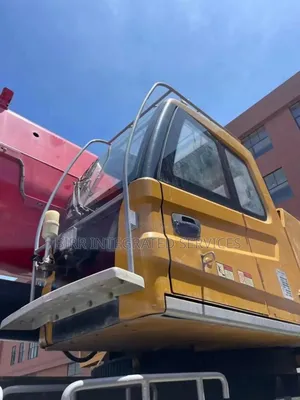 Crane, Payloader, Construction Equipment Rental
