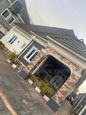 4bdrm Bungalow in Ajila Estate Elebu, Akala Express for rent