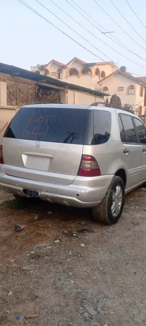 Mercedes-Benz M Class 2005 Silver