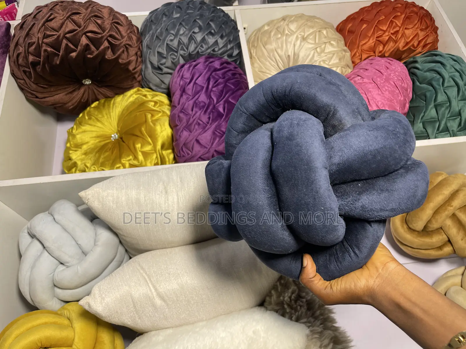 Decorative Throwpillow